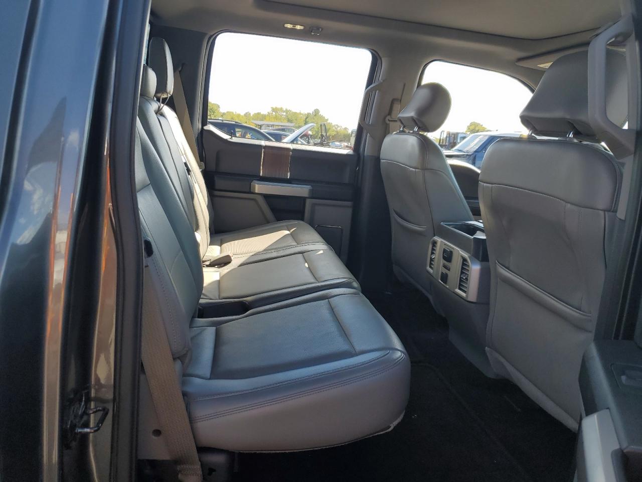 2015 Ford F150 Supercrew VIN: 1FTEW1EF5FFA52463 Lot: 82351675