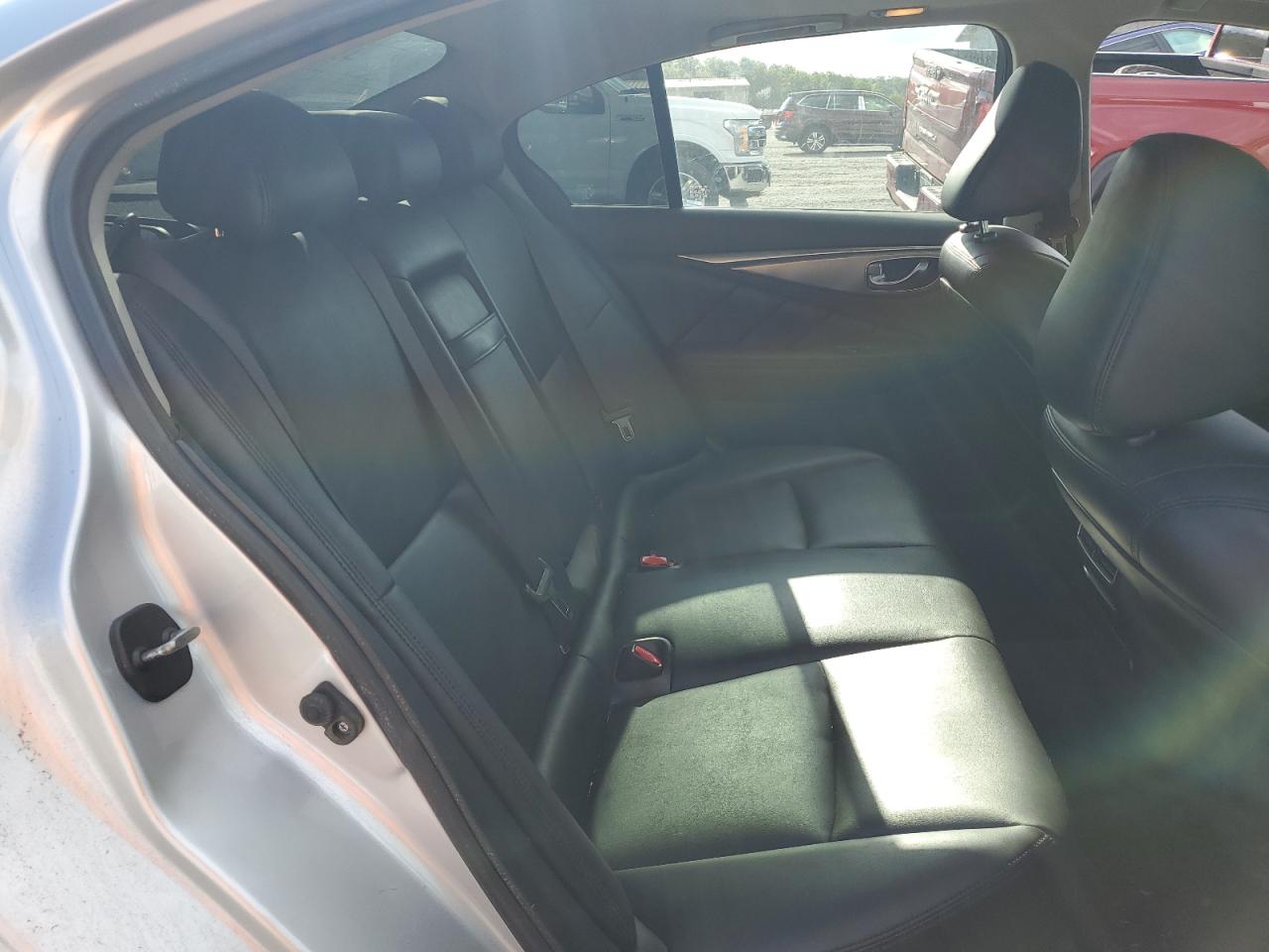 2017 Infiniti Q50 Premium VIN: JN1EV7AR0HM835083 Lot: 82290495