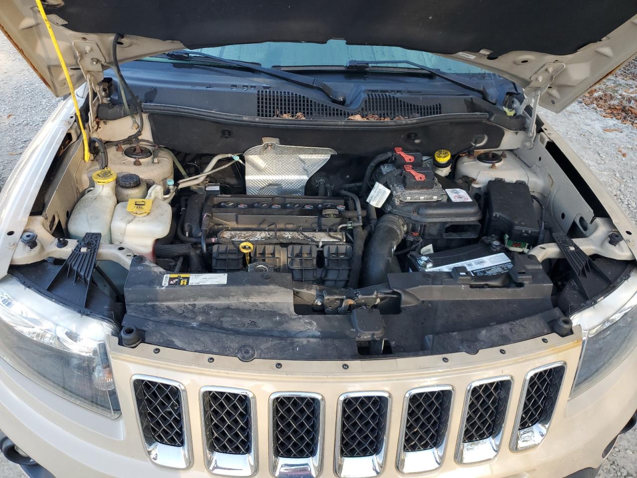2017 Jeep Compass Sport VIN: 1C4NJCBA4HD185619 Lot: 81975955