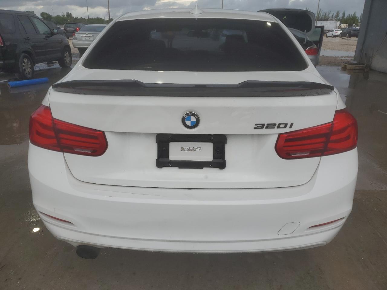 2017 BMW 320 I VIN: WBA8A9C30HK864490 Lot: 84792935