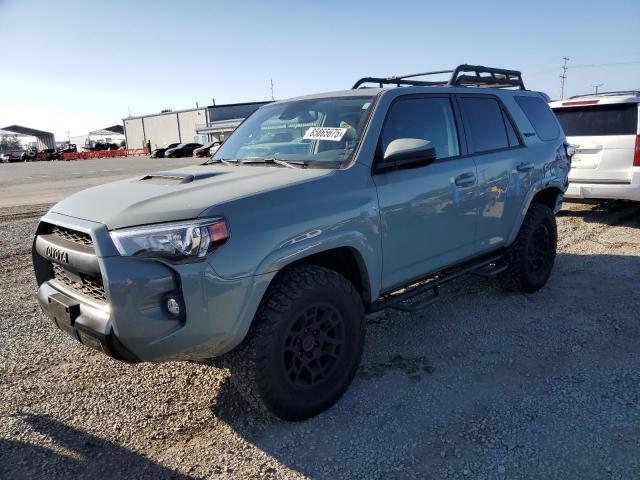  TOYOTA 4RUNNER 2021 Зеленый