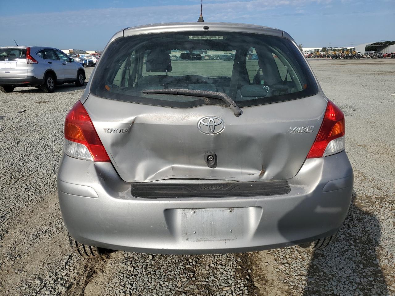 2009 Toyota Yaris VIN: JTDJT903395230920 Lot: 82350875