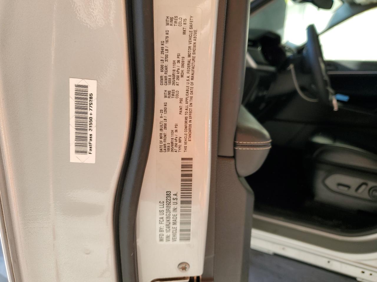 2024 Jeep Grand Cherokee L Limited VIN: 1C4RJKBG3R8922383 Lot: 85654645