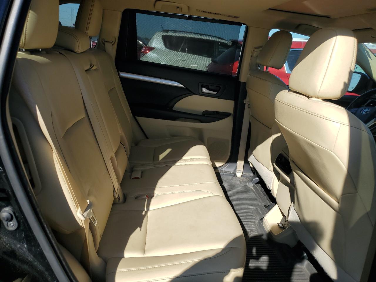 2016 Toyota Highlander Xle VIN: 5TDJKRFH6GS356217 Lot: 86079615