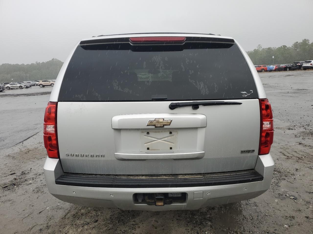 2010 Chevrolet Suburban C1500 Lt VIN: 1GNUCJE02AR202480 Lot: 85529905