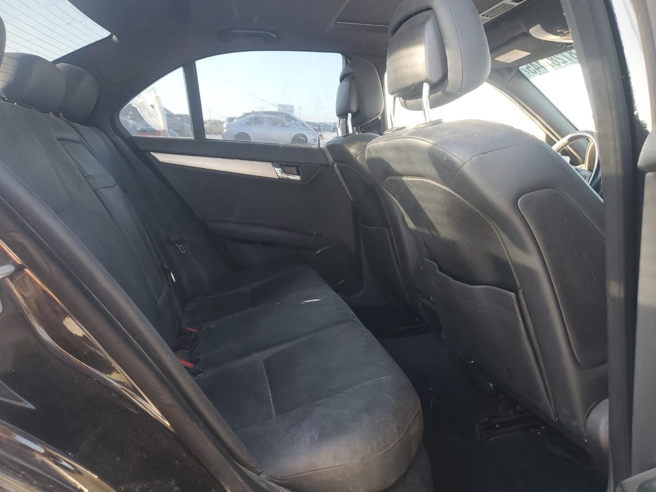 2011 Mercedes-Benz C 300 VIN: WDDGF5EB6BF638991 Lot: 87287445