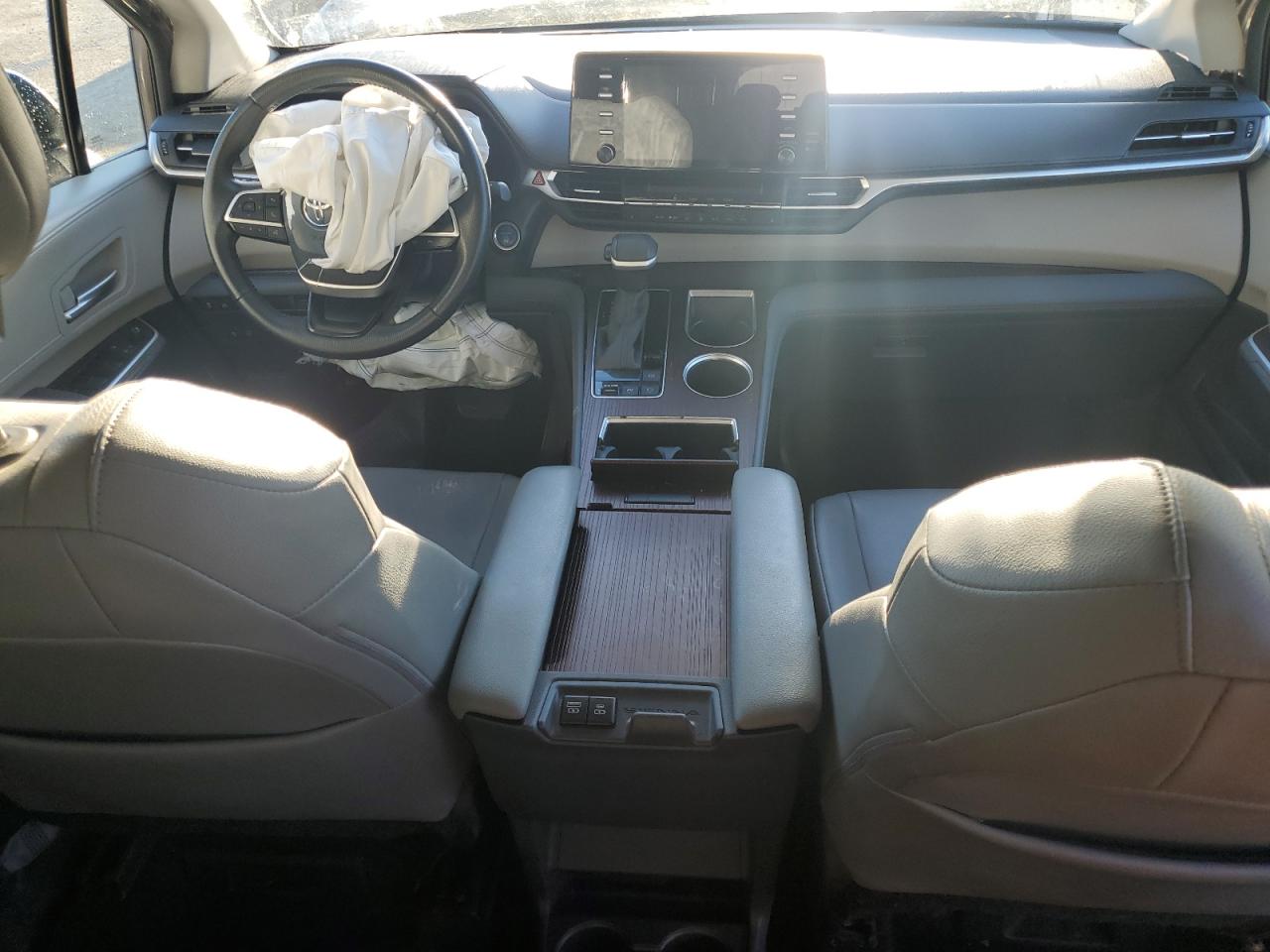 2022 Toyota Sienna Xle VIN: 5TDYRKEC3NS109015 Lot: 91013645