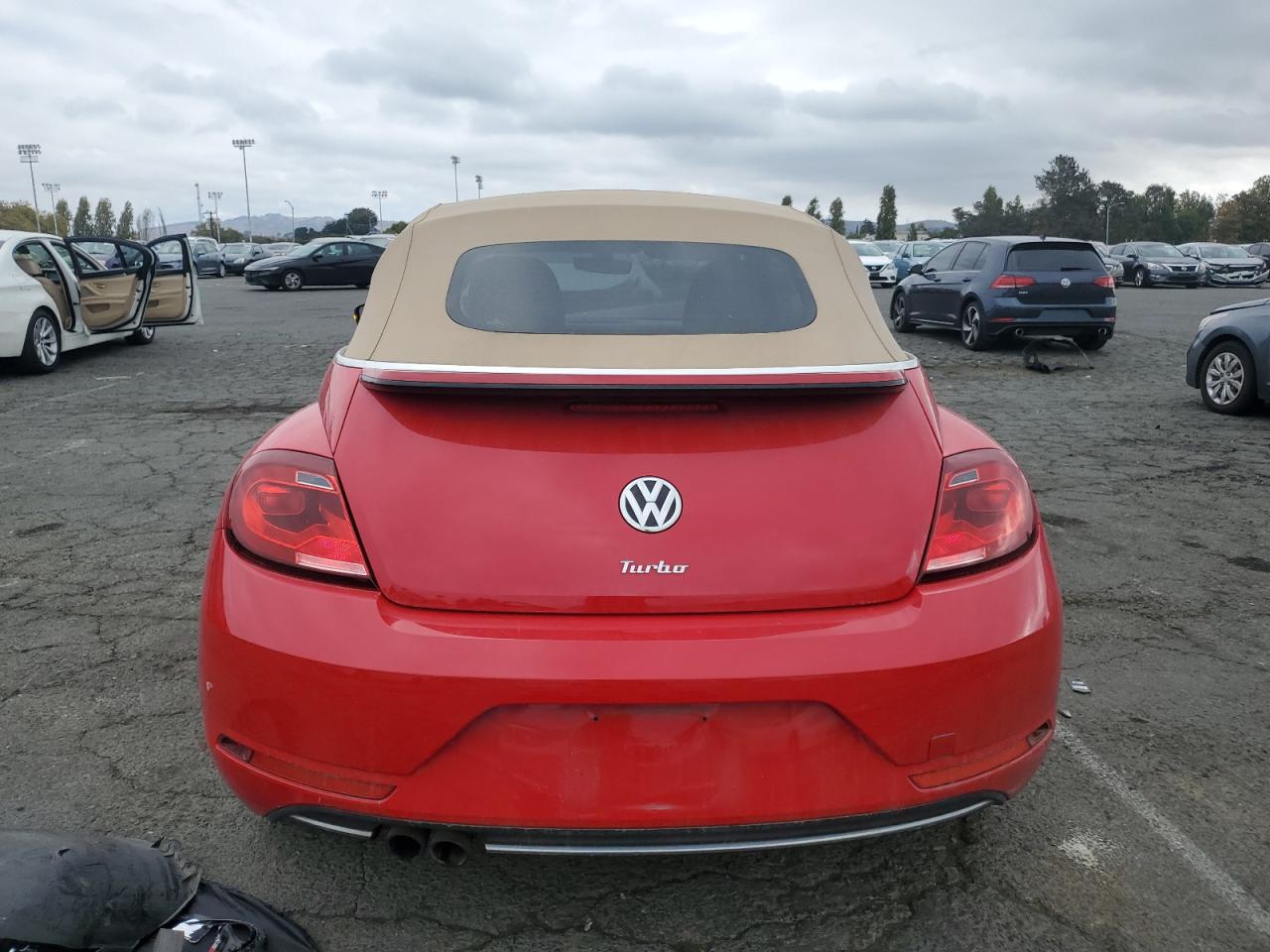 2019 Volkswagen Beetle S VIN: 3VW5DAAT4KM502032 Lot: 85562525