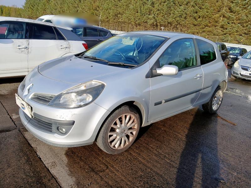 2006 RENAULT CLIO 1.4 16V DYNAMIQUE S 3DR for sale at Copart WHITBURN