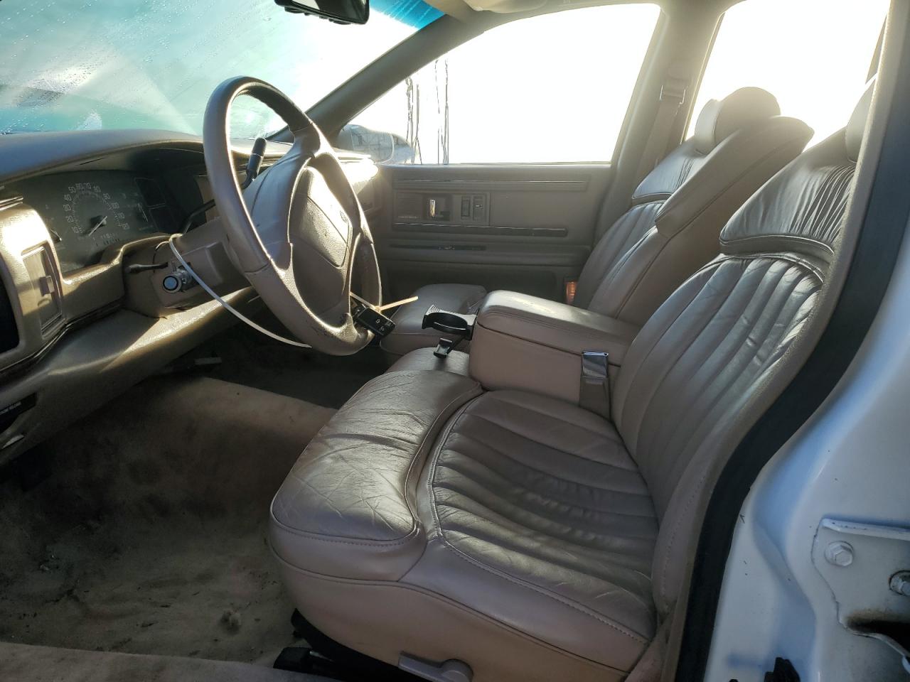 1995 Buick Roadmaster VIN: 1G4BN52P9SR422859 Lot: 85144005