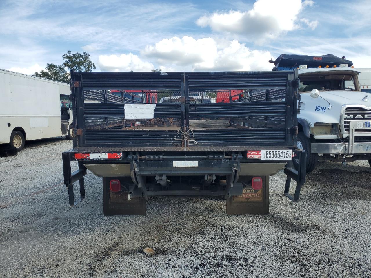 2017 Ford F550 Super Duty VIN: 1FDUF5GY9HEE35392 Lot: 85365415