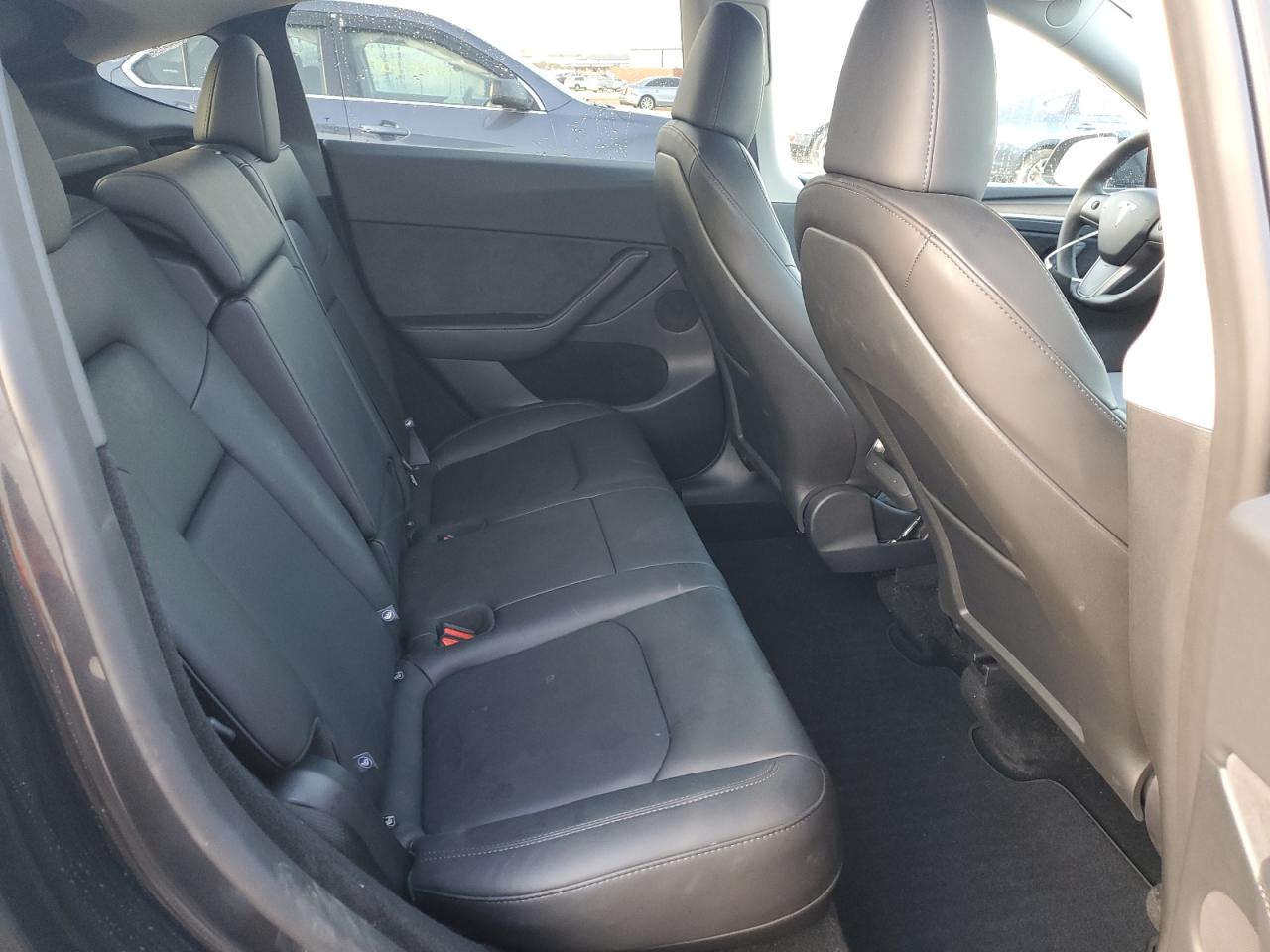 2025 Tesla Model Y VIN: 7SAYGDEE3SF284127 Lot: 86219165