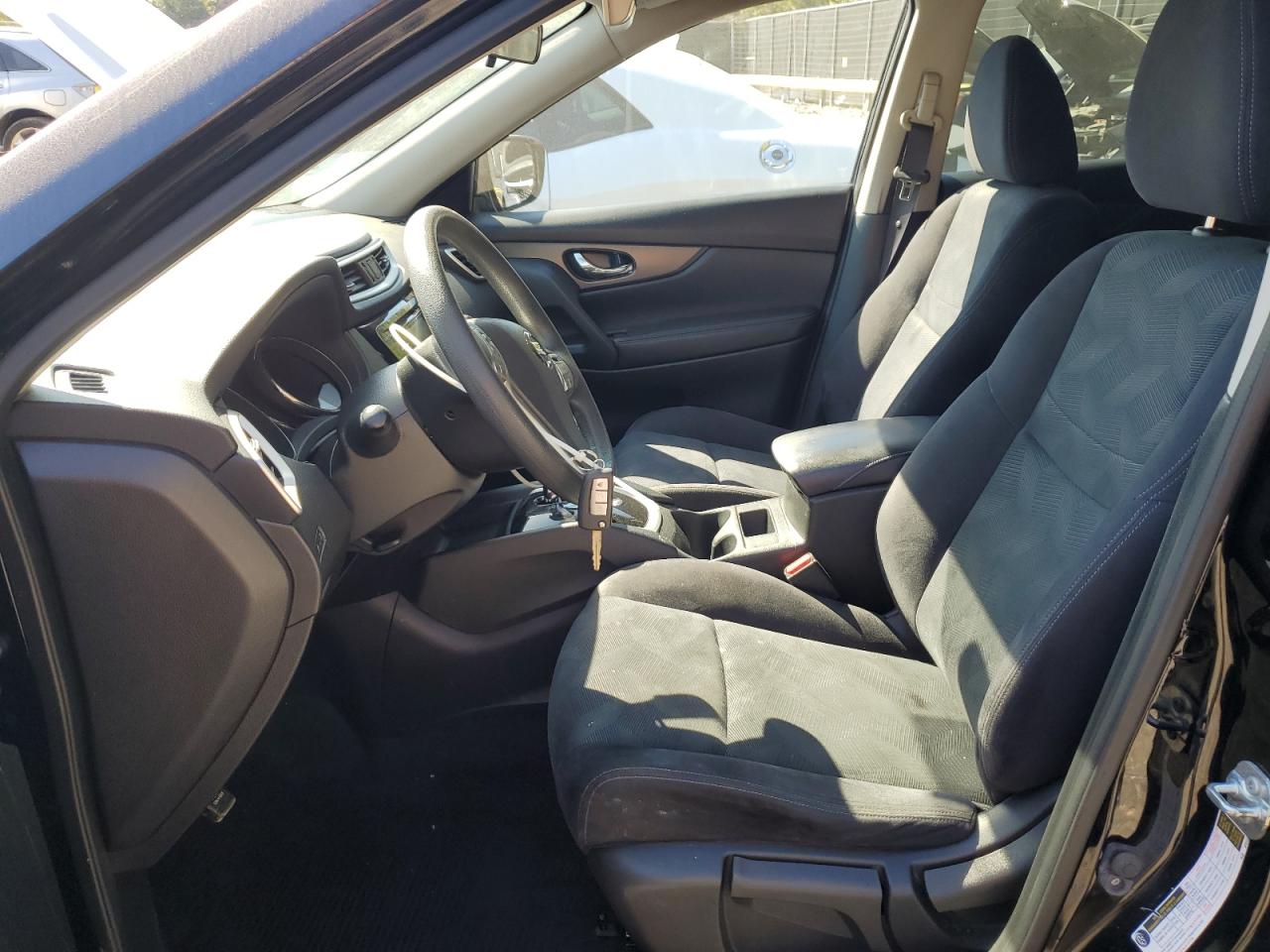 2016 Nissan Rogue S VIN: JN8AT2MV4GW146216 Lot: 84953615