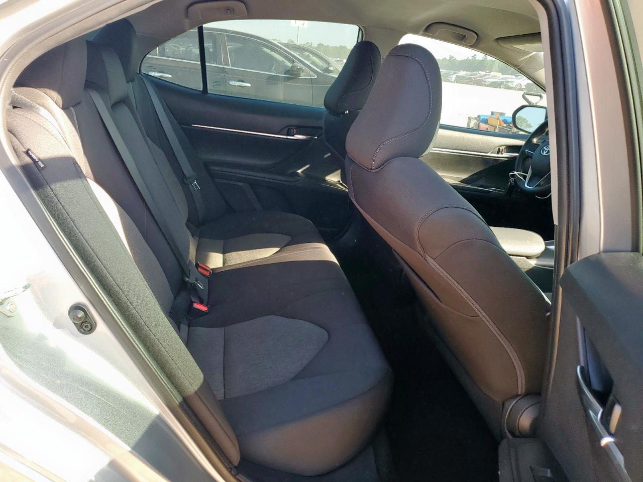 2021 Toyota Camry Le VIN: 4T1R11AK1MU610980 Lot: 85151055