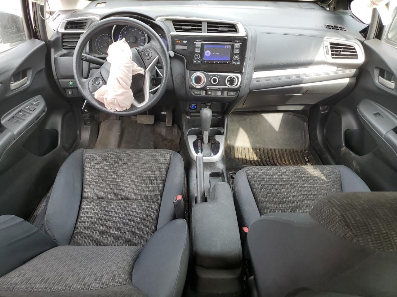 2016 Honda Fit Lx VIN: JHMGK5H58GX004884 Lot: 82375175