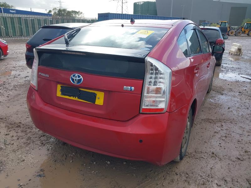 2011 TOYOTA PRIUS HYBRID 