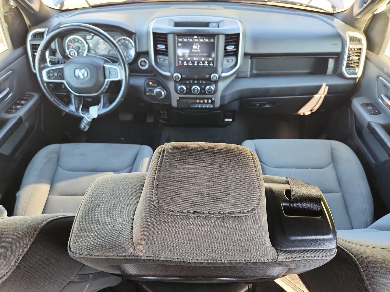 2021 Ram 1500 Big Horn/Lone Star VIN: 1C6SRFMT5MN546198 Lot: 89653685