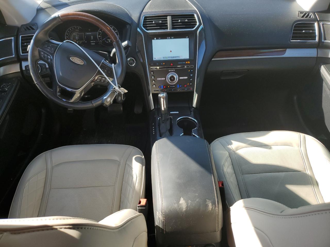 2017 Ford Explorer Platinum VIN: 1FM5K8HT7HGA15803 Lot: 82446385