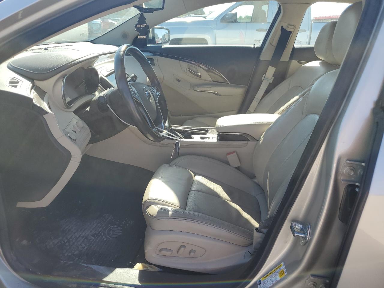 2016 Buick Lacrosse Premium VIN: 1G4GD5G33GF200180 Lot: 82375625