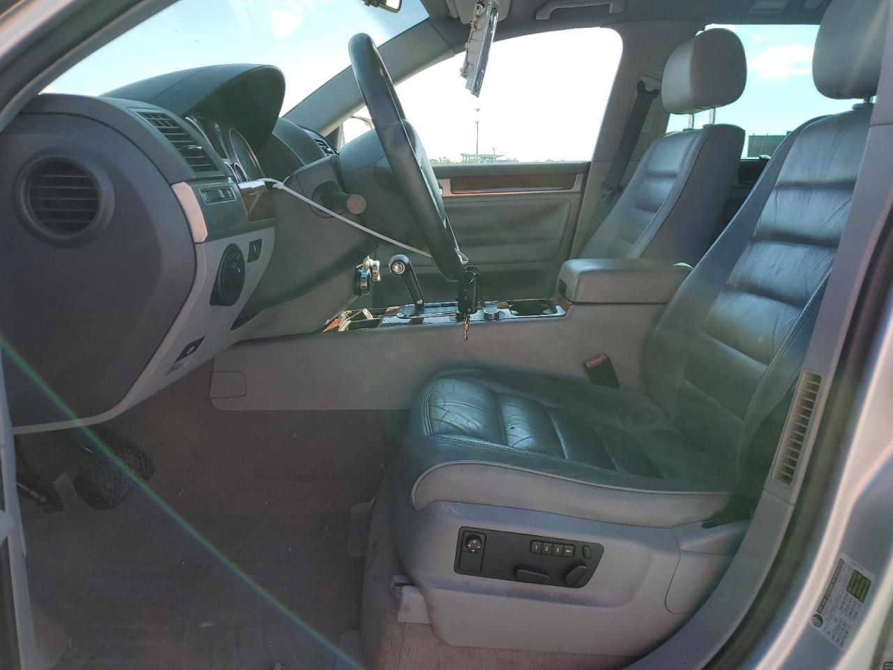 2006 Volkswagen Touareg 3.2 VIN: WVGZG77L16D044355 Lot: 89678475