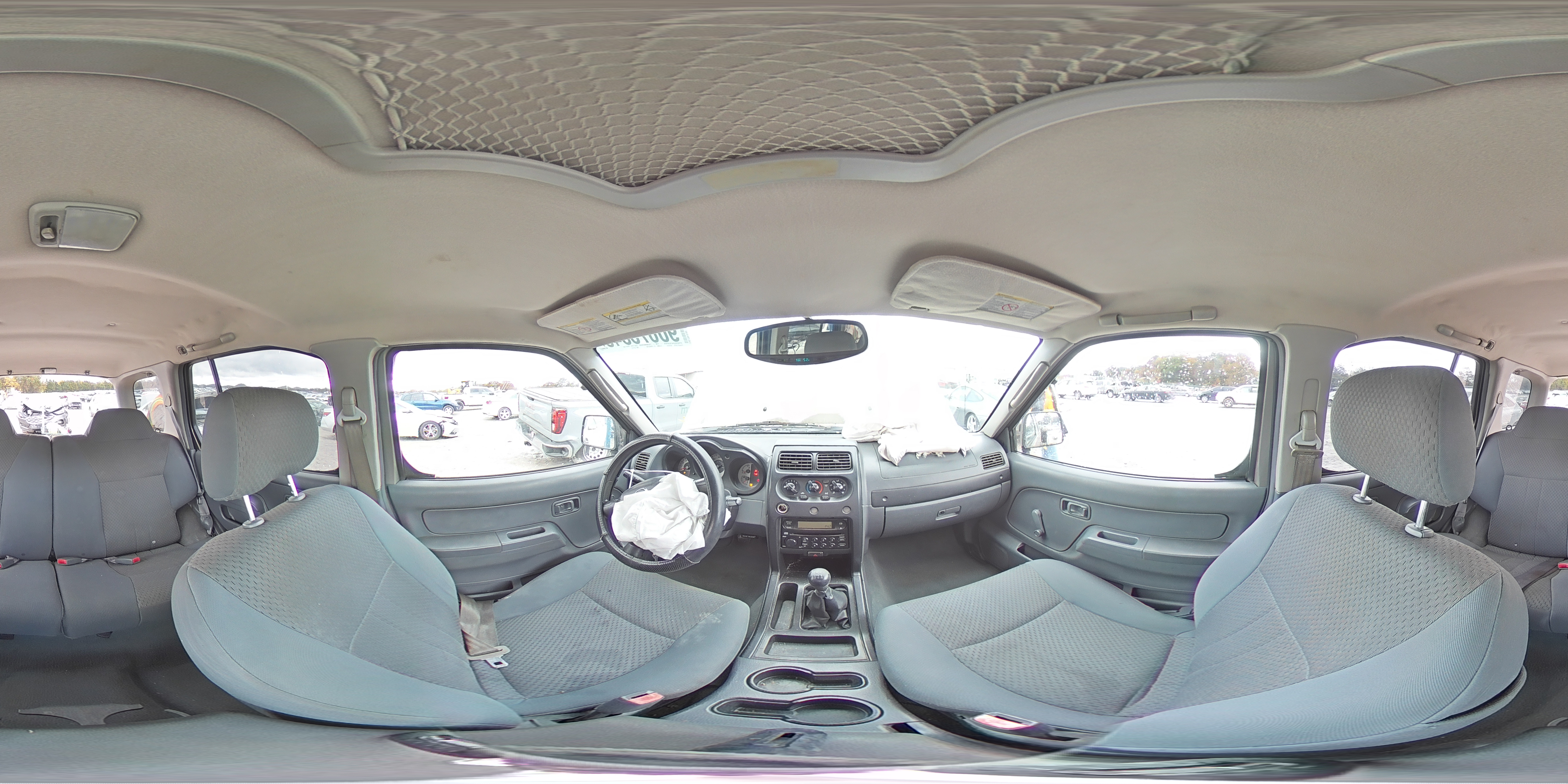 2004 Nissan Xterra Xe VIN: 5N1DD28T04C671135 Lot: 90675345