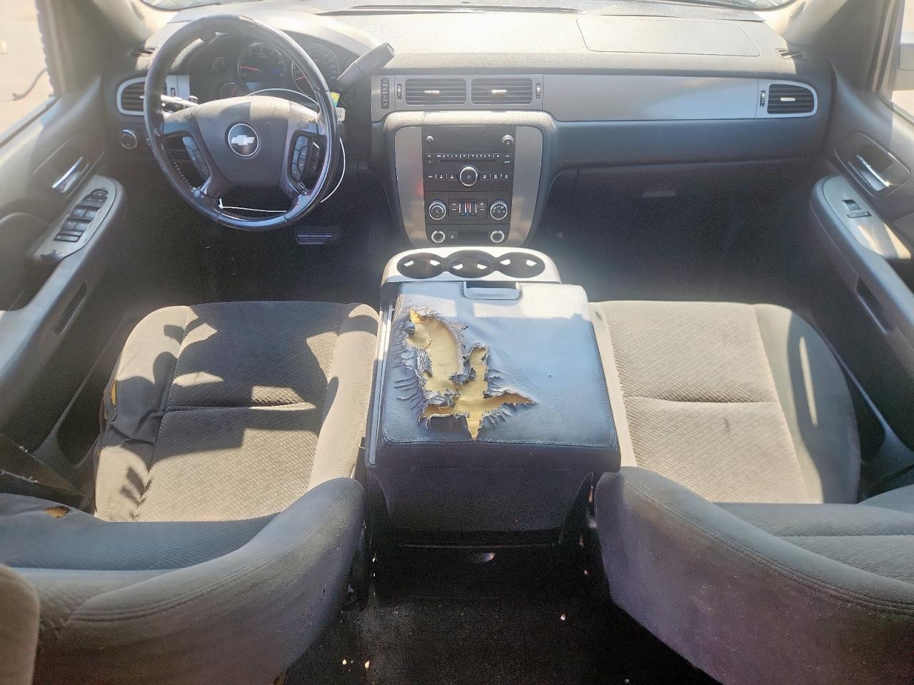 2008 Chevrolet Tahoe C1500 VIN: 1GNFC13C18R183811 Lot: 84974995