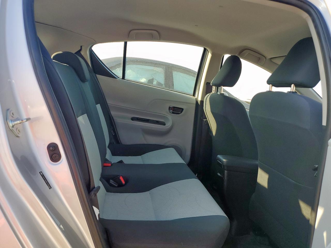 2012 Toyota Prius C VIN: JTDKDTB33C1501050 Lot: 82255595