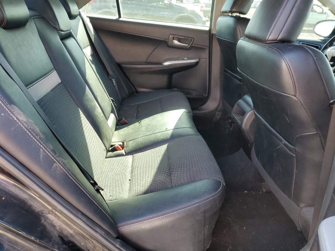 2014 Toyota Camry L VIN: 4T1BF1FK3EU437430 Lot: 82374455
