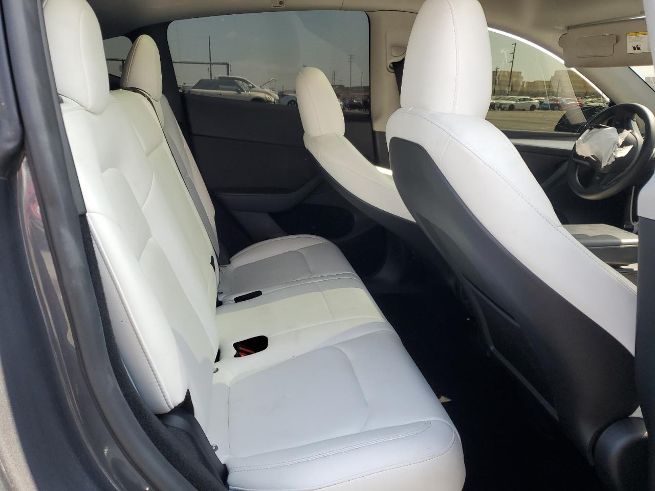 2023 Tesla Model Y VIN: 7SAYGDED8PF971831 Lot: 82273565