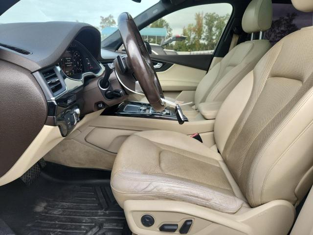 Паркетники AUDI Q7 2017 Белы