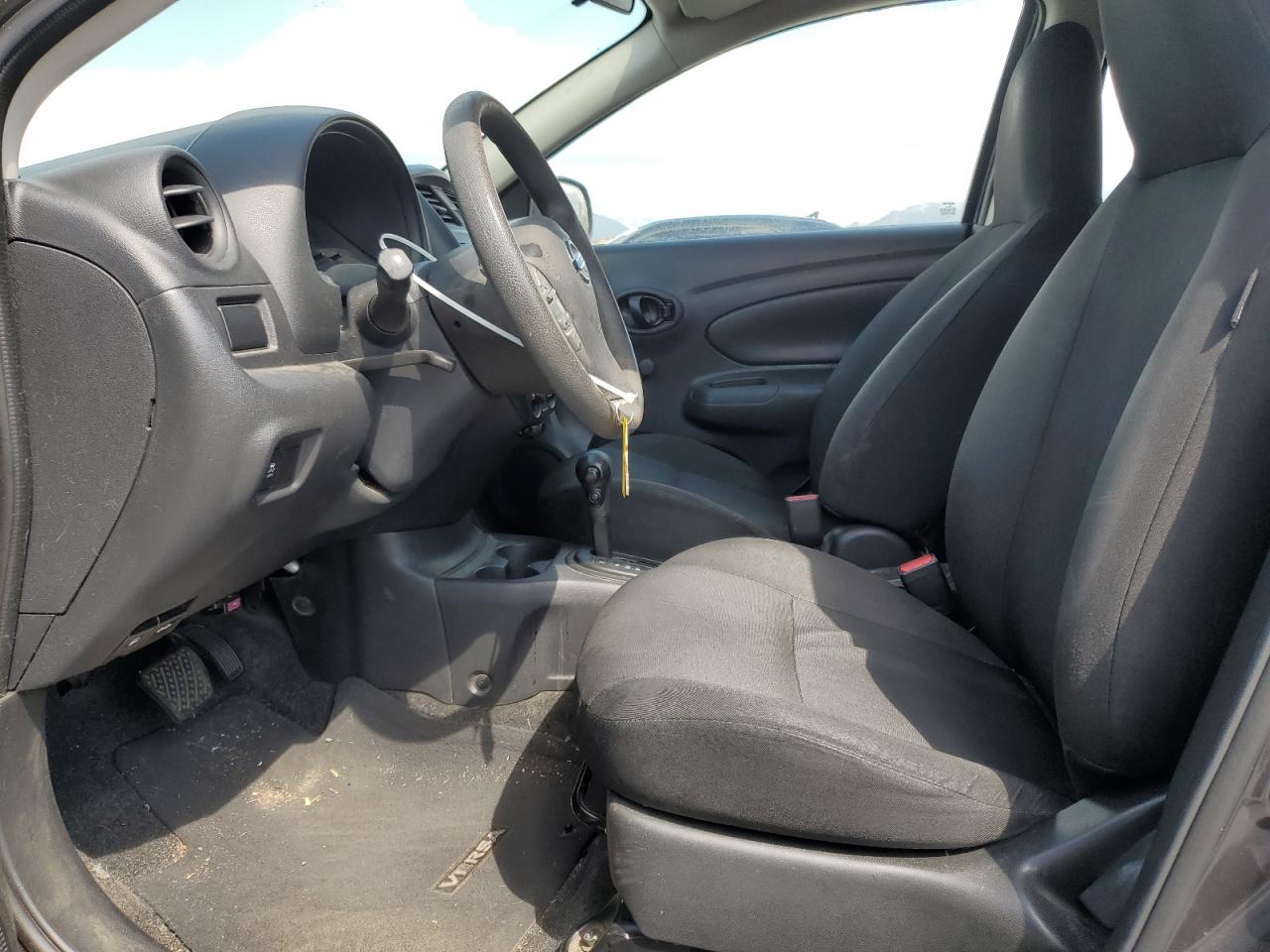 2015 Nissan Versa S VIN: 3N1CN7AP4FL932266 Lot: 85266705