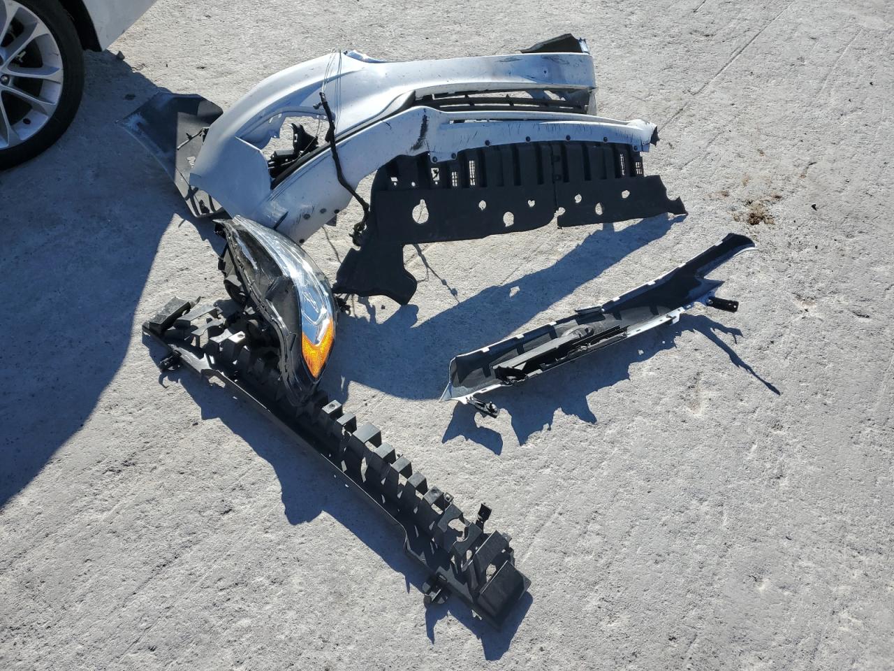 2020 Ford Fusion Se VIN: 3FA6P0LU7LR260491 Lot: 89718075