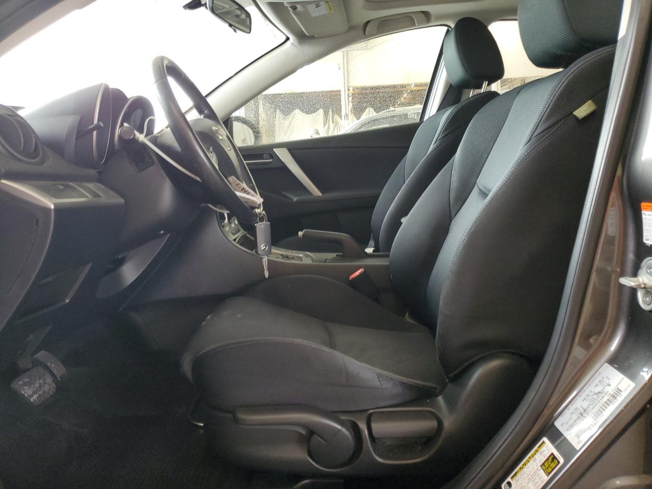 2010 Mazda 3 S VIN: JM1BL1H59A1133731 Lot: 85581045