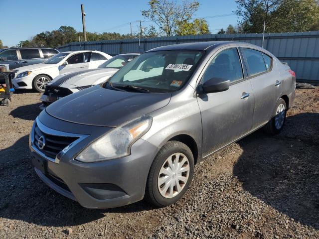  NISSAN VERSA 2016 Серый