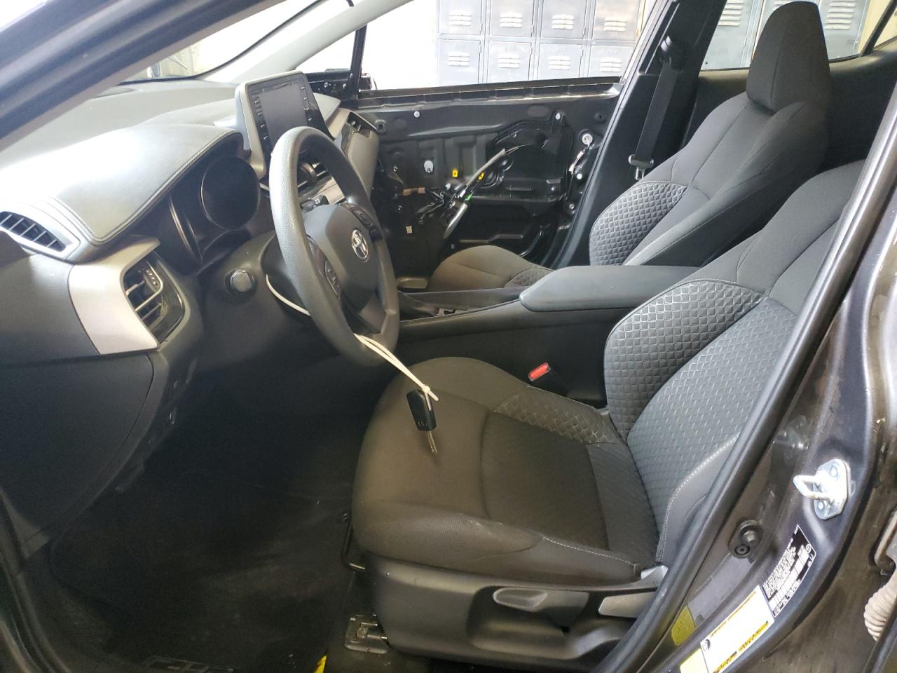 2021 Toyota C-Hr Xle VIN: NMTKHMBX9MR136194 Lot: 90335855