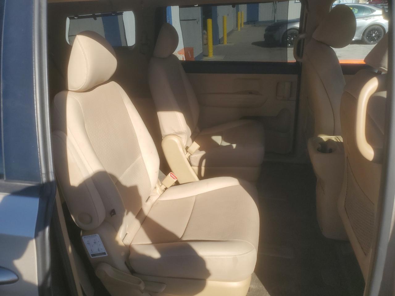 2016 Kia Sedona Lx VIN: KNDMB5C16G6101533 Lot: 82194405