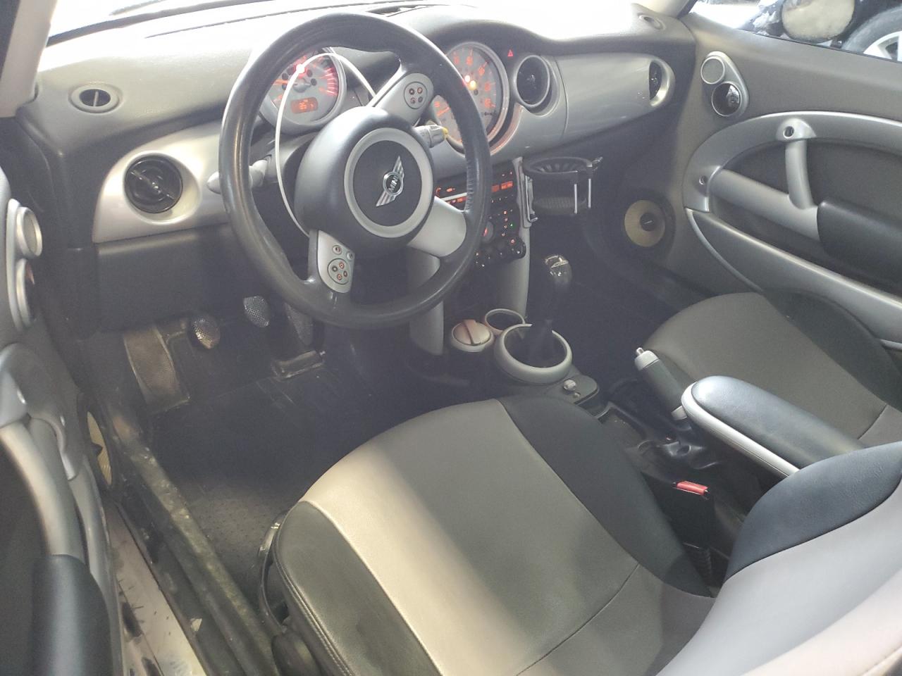 2006 Mini Cooper VIN: WMWRC33586TK68239 Lot: 82333855