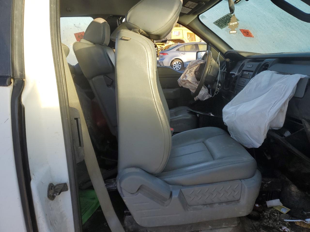 2013 Ford F150 Super Cab VIN: 1FTEX1CM5DKF54165 Lot: 89694015