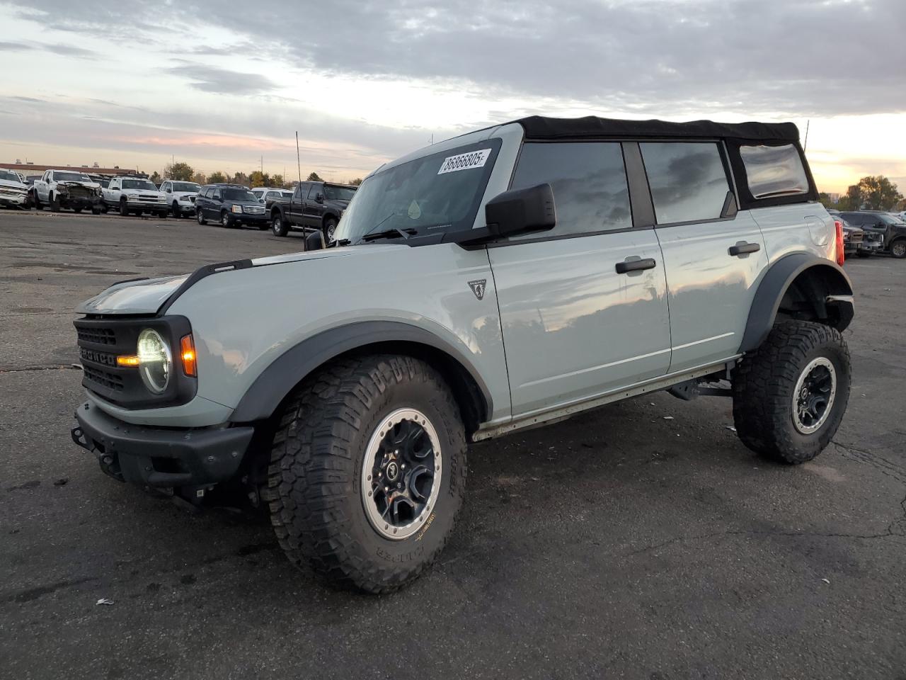 2022 Ford Bronco Base