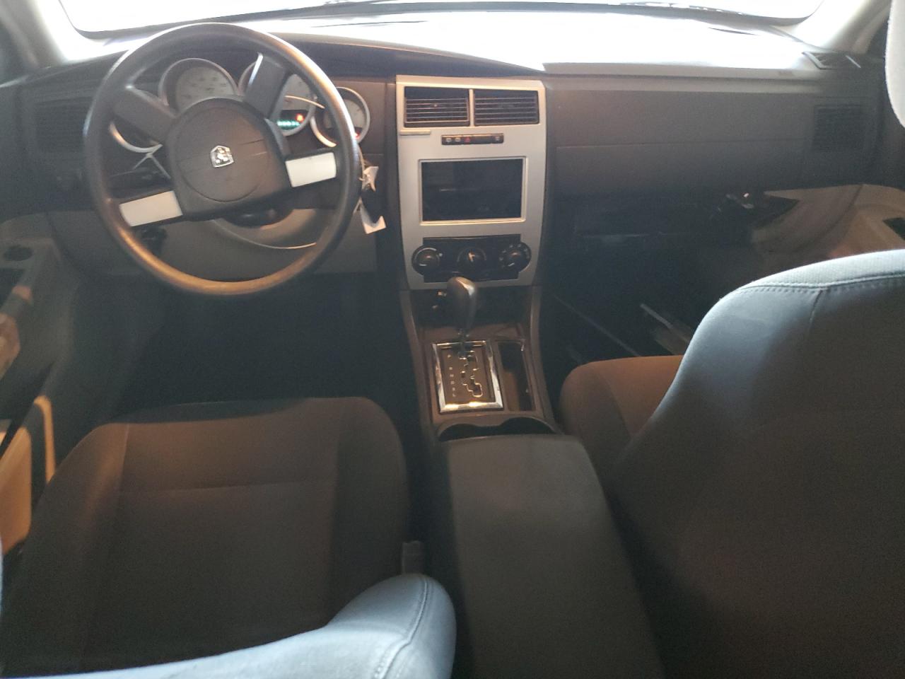 2005 Dodge Magnum Sxt VIN: 2D4FV48V15H570095 Lot: 87114115