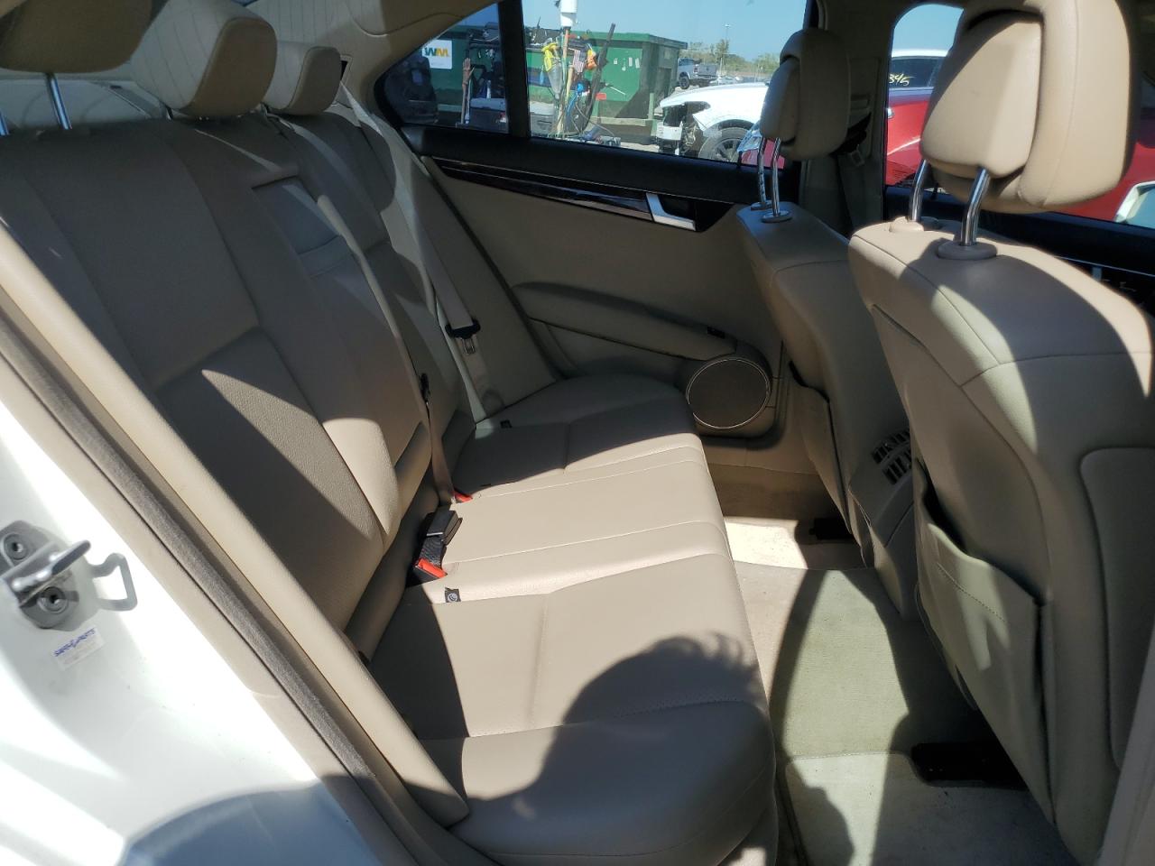 2012 Mercedes-Benz C 250 VIN: WDDGF4HB1CR215001 Lot: 81078235