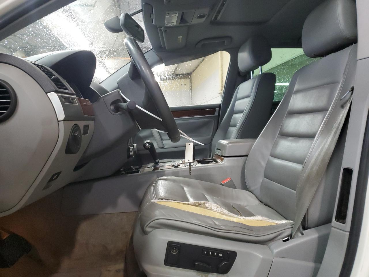 2004 Volkswagen Touareg 3.2 VIN: WVGBC77L64D078530 Lot: 82780065