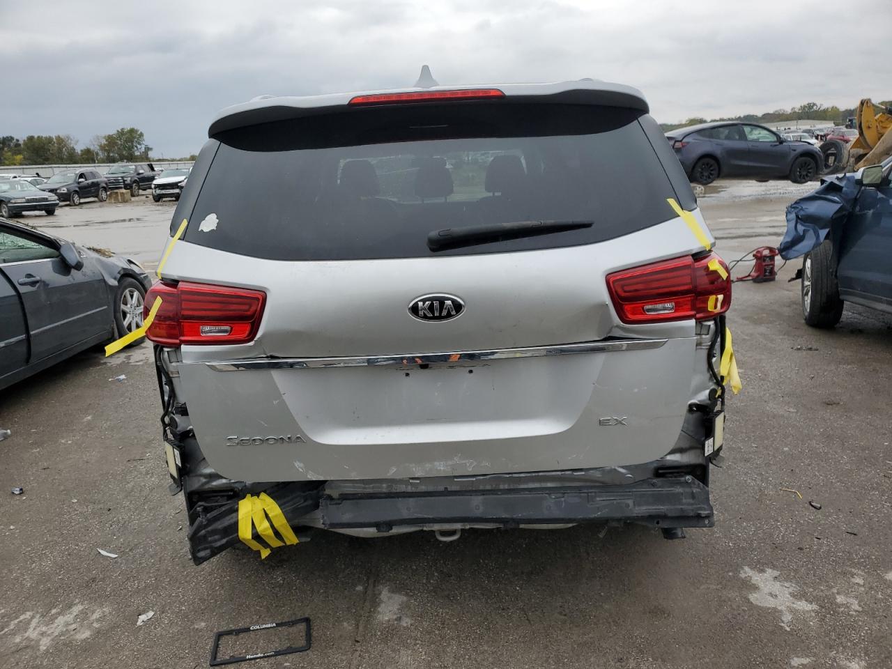 2019 Kia Sedona Lx VIN: KNDMB5C15K6556530 Lot: 90443095