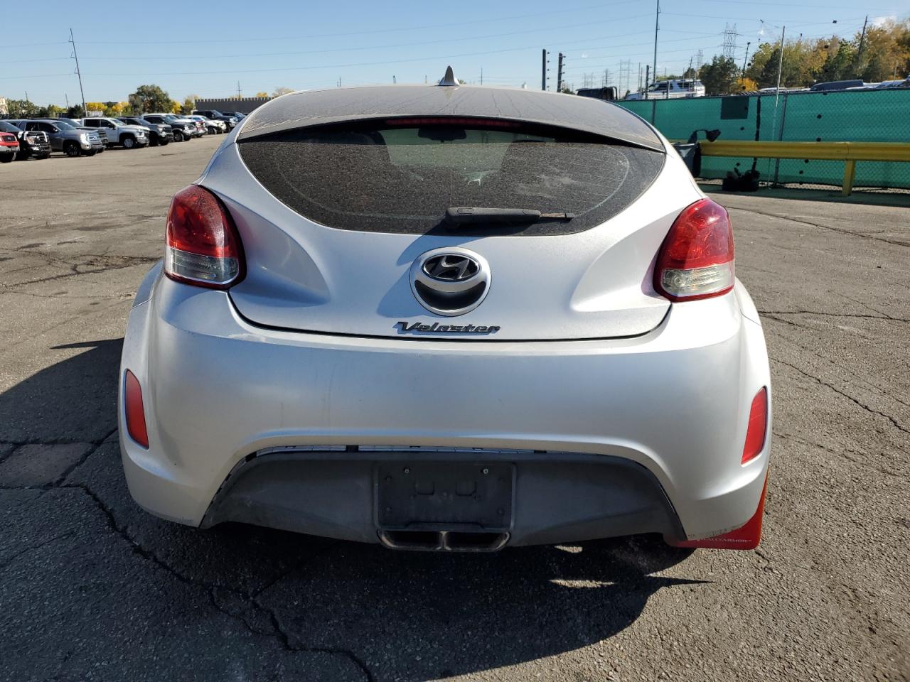 2013 Hyundai Veloster VIN: KMHTC6AD4DU110472 Lot: 87228405
