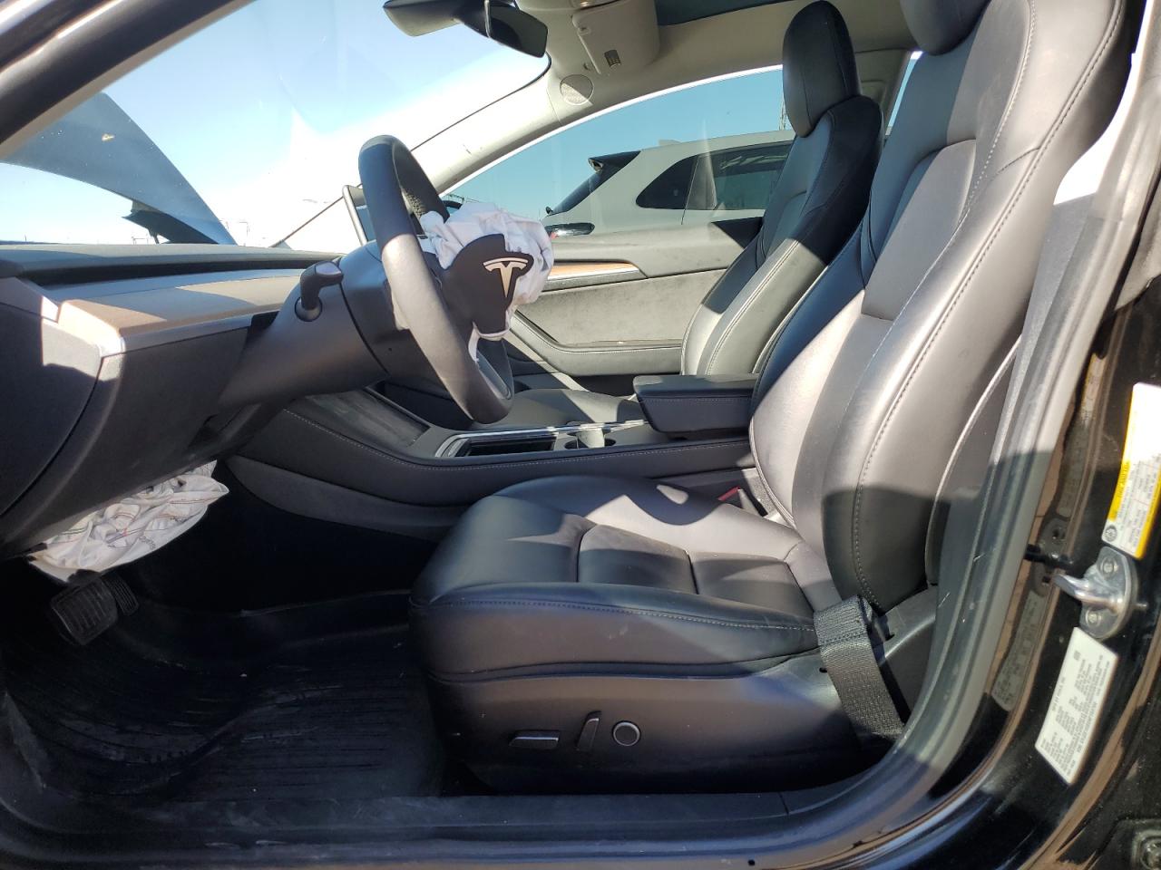 2022 Tesla Model 3 VIN: 5YJ3E1EBXNF164704 Lot: 90807695