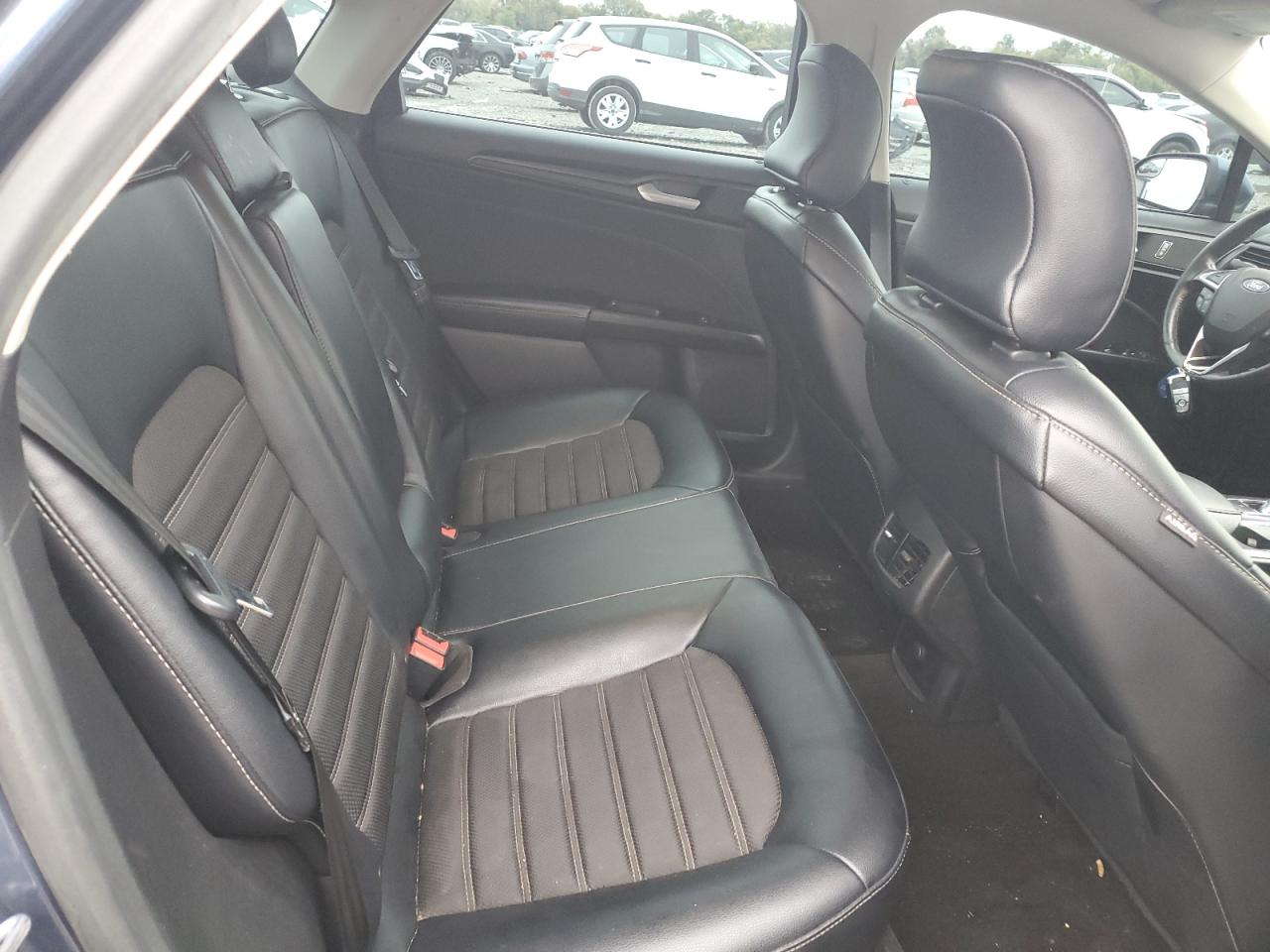 2018 Ford Fusion Se VIN: 3FA6P0HD8JR245875 Lot: 89712395