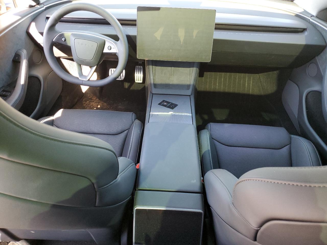 2025 Tesla Model 3 VIN: 5YJ3E1ET3SF069678 Lot: 90146435