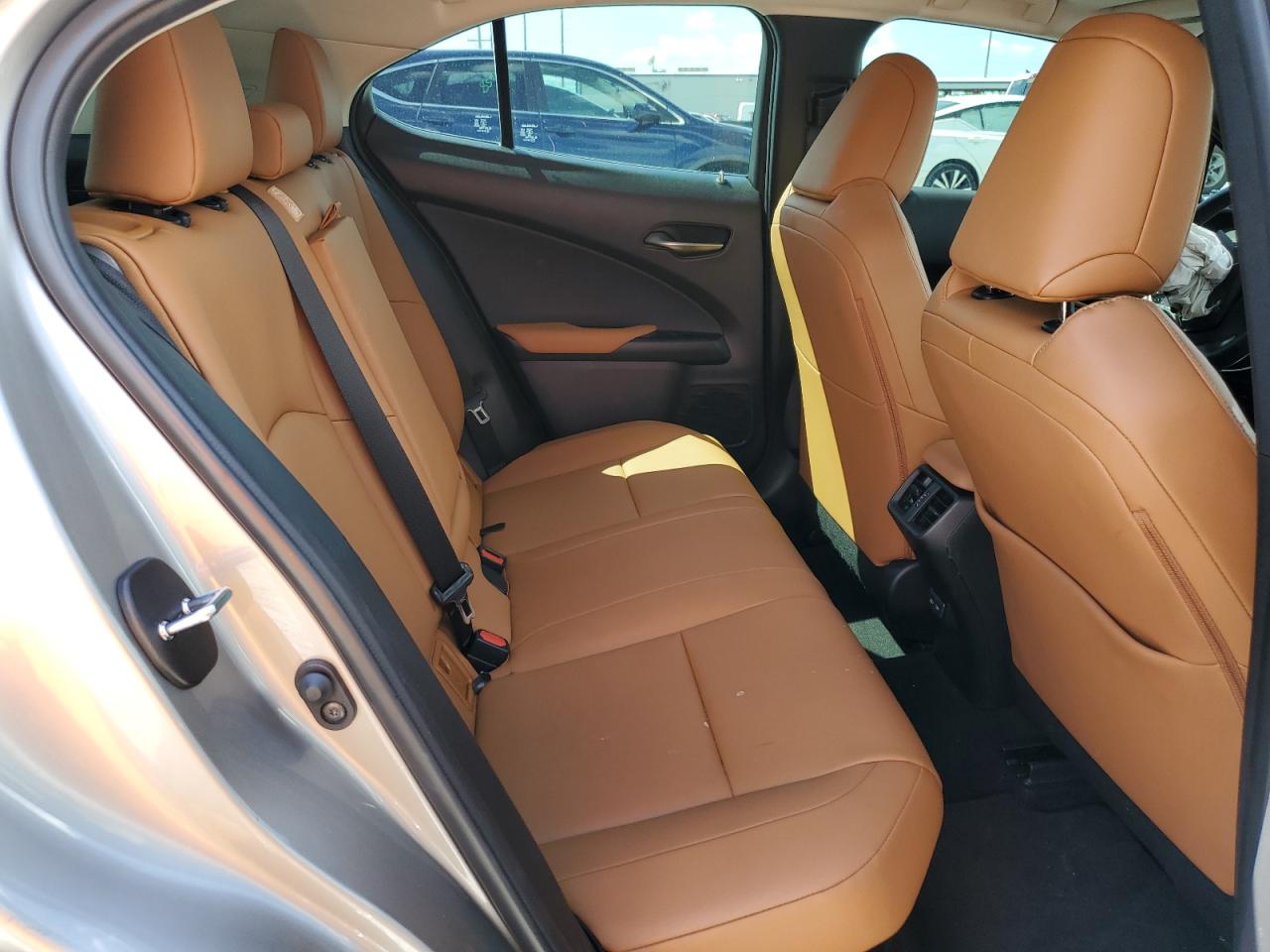 2021 Lexus Ux 250H VIN: JTHP9JBH8M2053065 Lot: 84069655