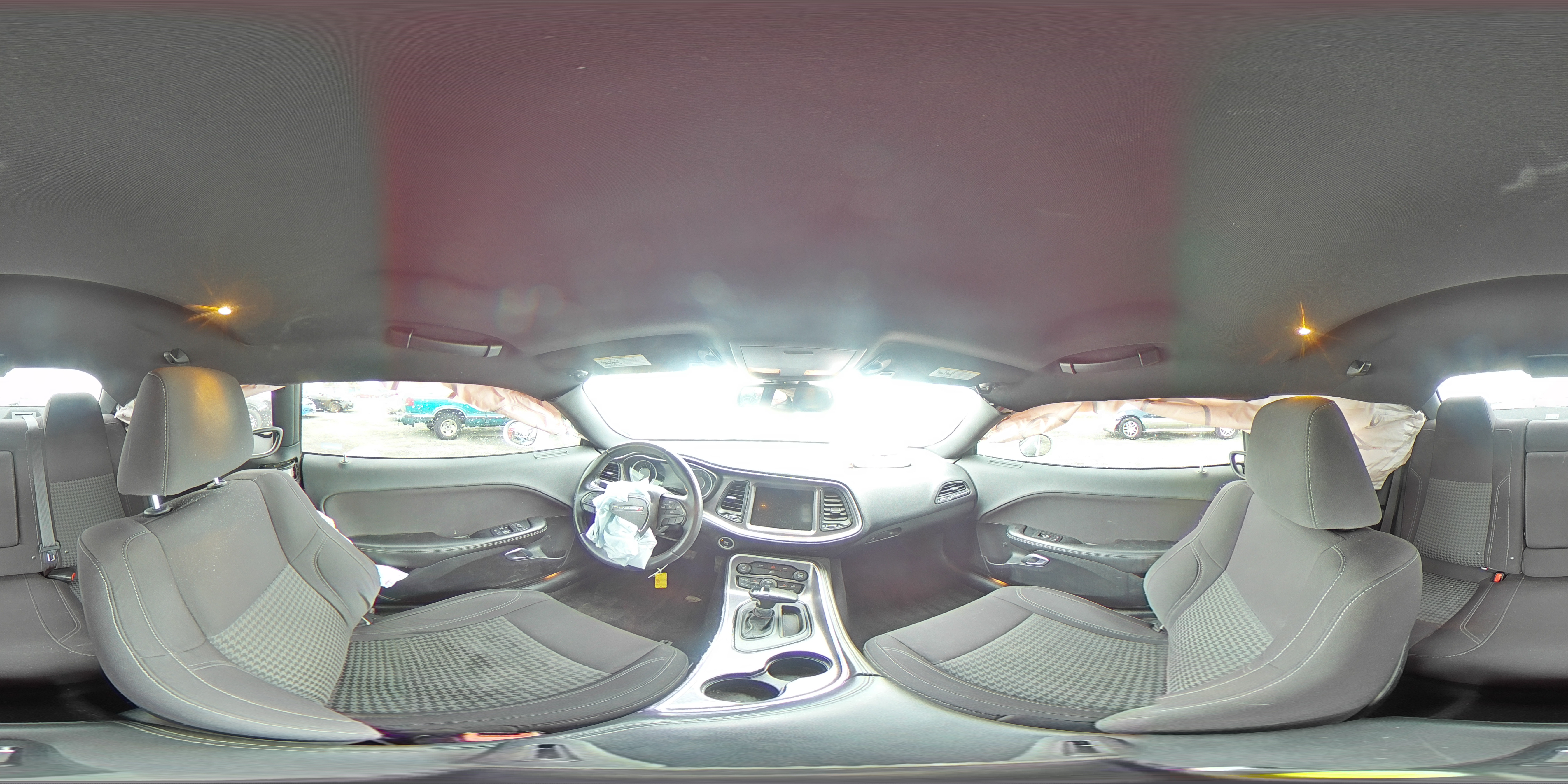 2015 Dodge Challenger Sxt VIN: 2C3CDZAT6FH710303 Lot: 82362675