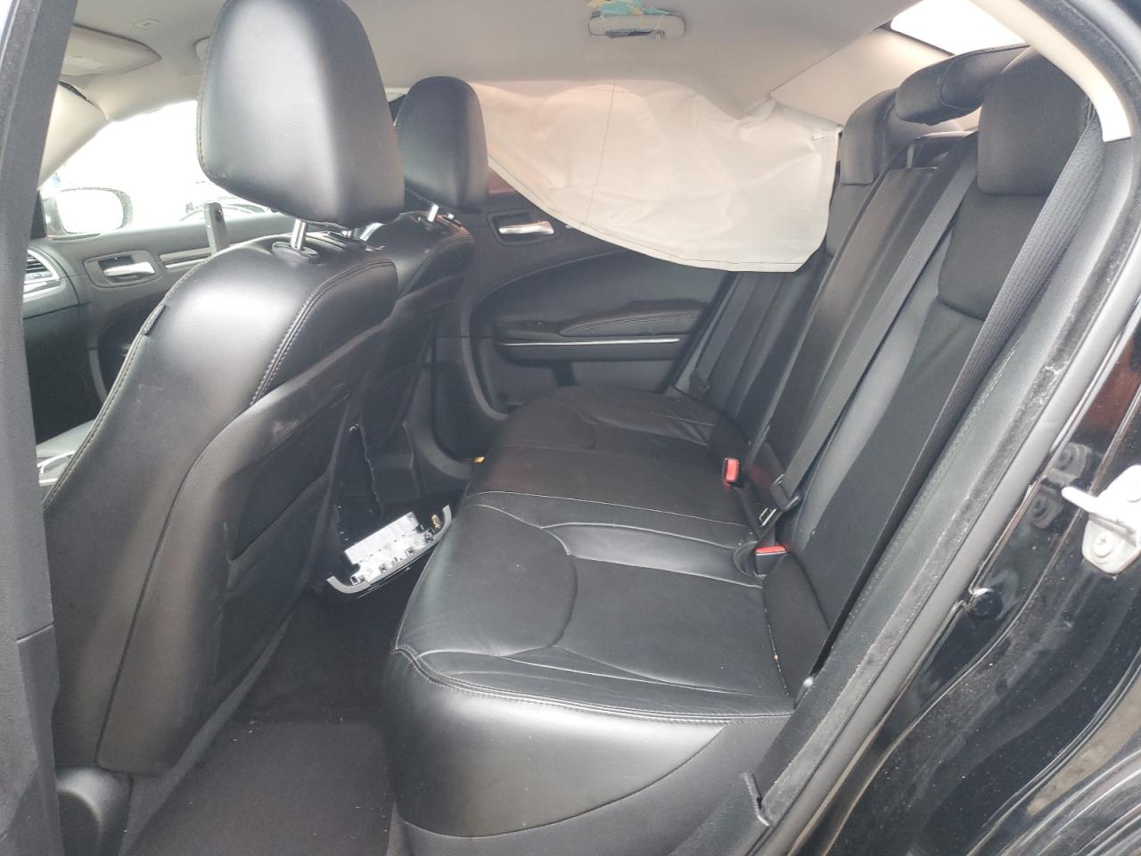 2017 Chrysler 300 Limited VIN: 2C3CCARG6HH527109 Lot: 86177525